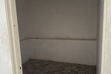 Jalan Trus, Bandar Johor Bahru