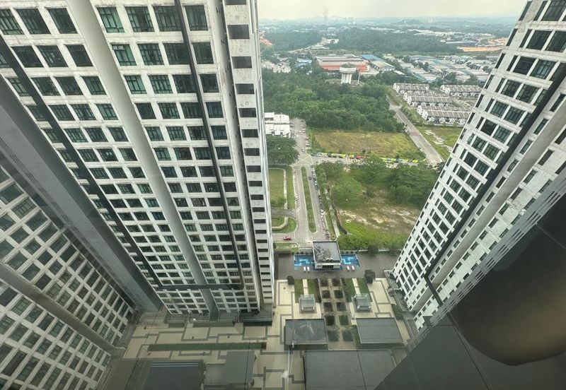 D'Summit Residences @ Kempas Utama