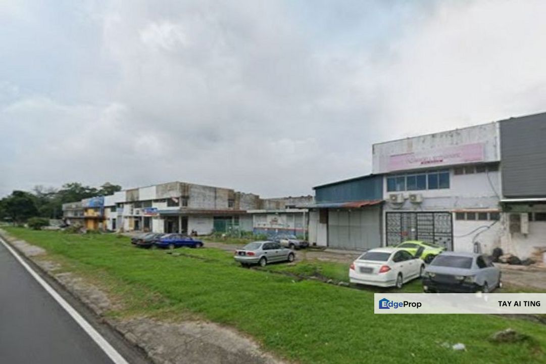 Taman Universiti Skudai 1.5 Storey Terrace Factory, Johor, Skudai