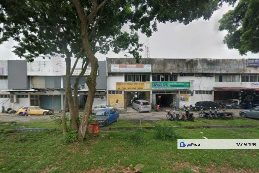 Taman Universiti Skudai 1.5 Storey Terrace Factory, Johor, Skudai