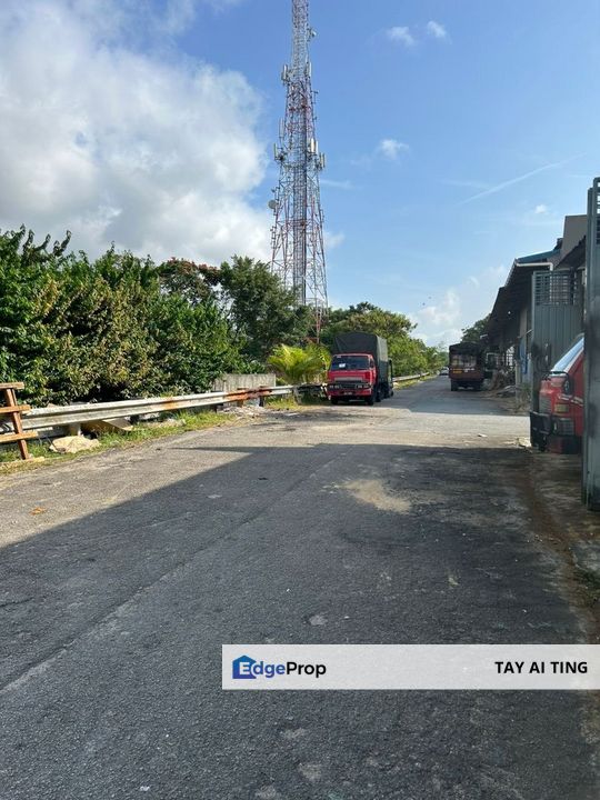 Taman Universiti Skudai 1.5 Storey Terrace Factory, Johor, Skudai