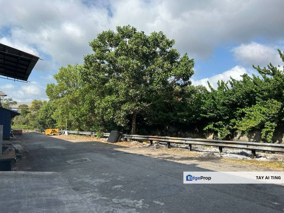 Taman Universiti Skudai 1.5 Storey Terrace Factory, Johor, Skudai