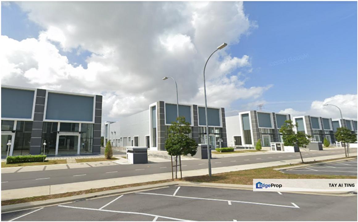 Eco Business Park 3 Cluster Factory with Mezzanine Floor, 2 Adjoining Cluster Factory in Masai, Johor, Masai