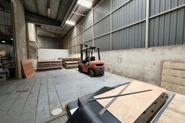 Nusa Cemerlang Industrial Park