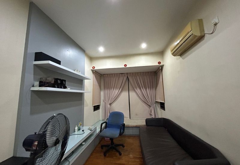 Taman Austin Heights