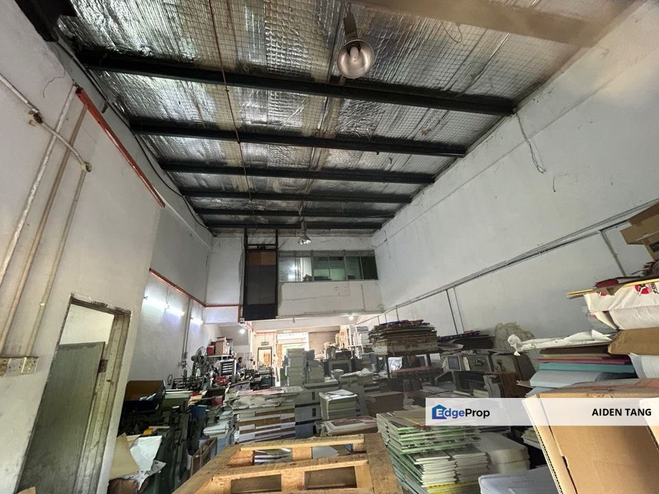 Taman Universiti Skudai 1.5 Storey Terrace Factory, Johor, Skudai