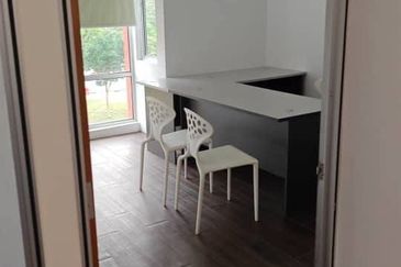 Bina Park, Bandar Seri Alam