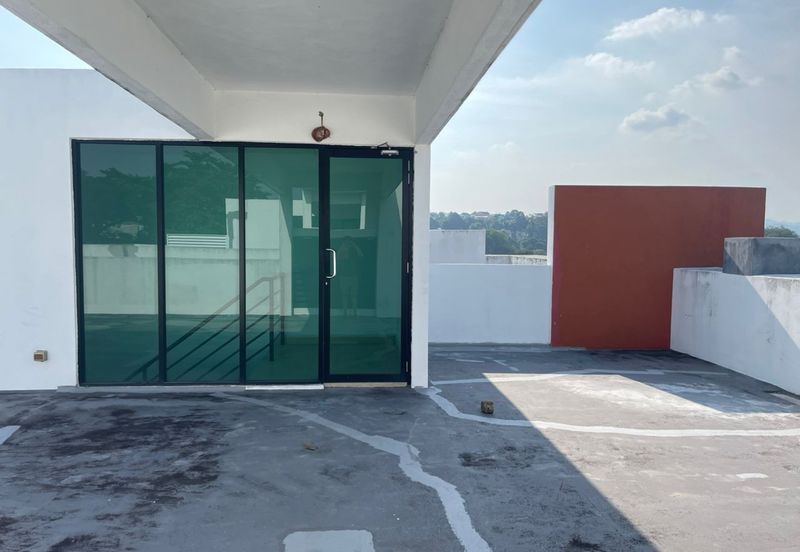 Jalan Tok Ungku, Rahang