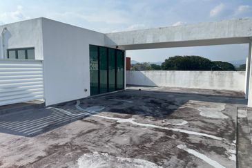 Jalan Tok Ungku, Rahang