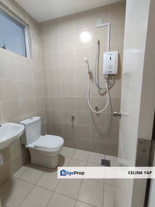 Rent !! Partially Furnish Tiara Sendayan Brand New House , Negeri Sembilan, Seremban