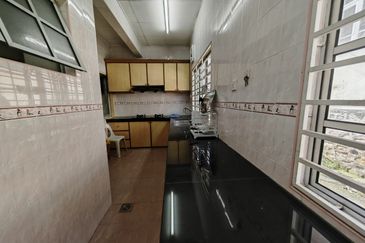 Bandar Bukit Puchong, BP 11