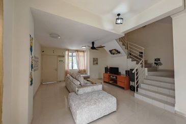 Alam Sanctuary/ALAM PUTRA/END LOT/TOWN HOUSE/LOWER FLOOR