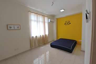 Alam Sanctuary/ALAM PUTRA/END LOT/TOWN HOUSE/LOWER FLOOR