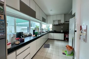 Jacaranda, Garden Residence Semi-D Fully Furnished for rent