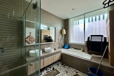 Jacaranda, Garden Residence Semi-D Fully Furnished for rent