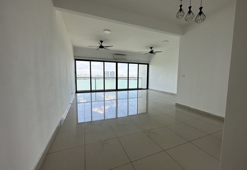 Skyvilla, D Island Residence