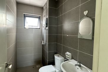 Skyvilla, D Island Residence