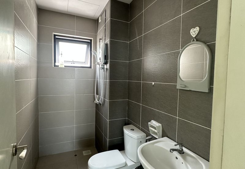 Skyvilla, D Island Residence