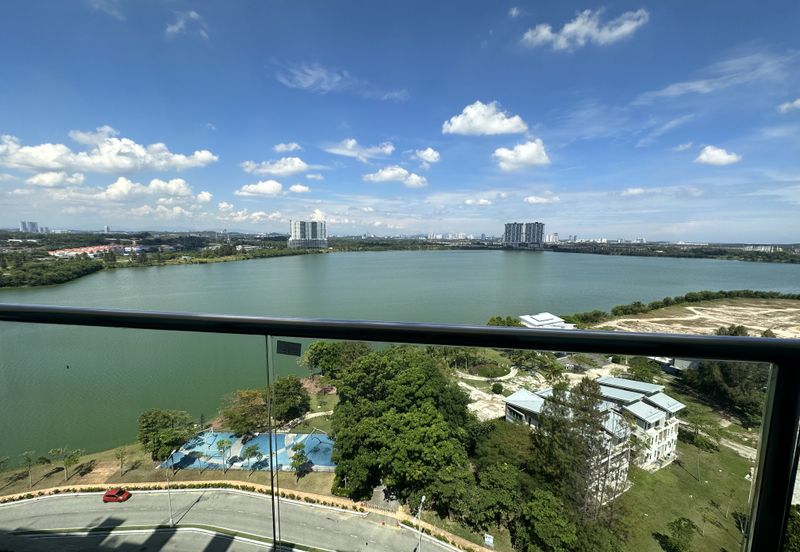 Skyvilla, D Island Residence