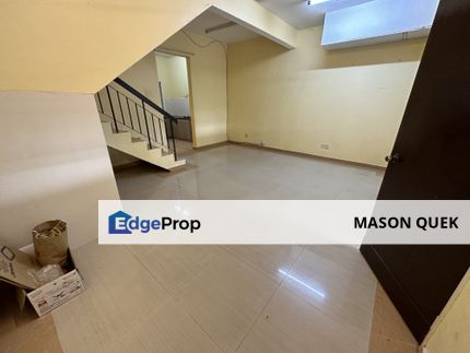 2 STOREY TERRACE/NICE UNIT FOR RENT, Selangor, Puchong