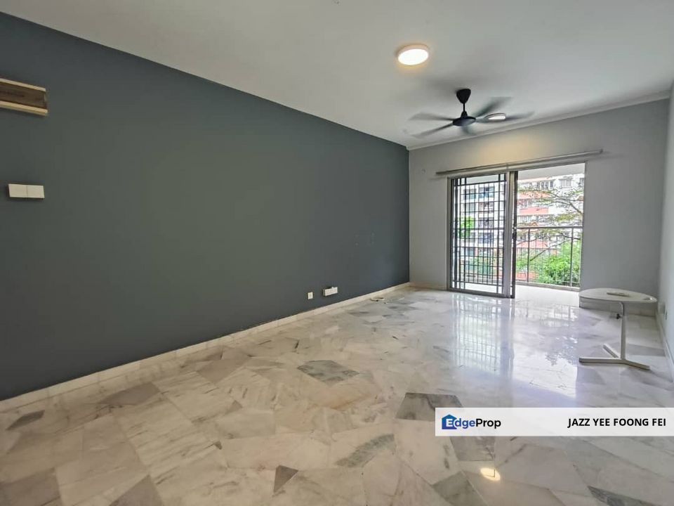 Hot🔥Kenanga Apartment【𝗥𝗮𝗿𝗲 | 𝗖𝗹𝗲𝗮𝗻 & 𝗦𝗽𝗮𝗰𝗶𝗼𝘂𝘀 𝘂𝗻𝗶𝘁】Pusat Bandar Puchong for Sale, Selangor, Puchong