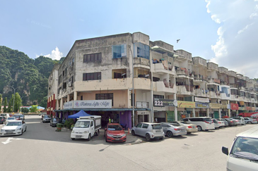 Taman Sri Batu Caves