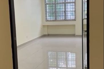 Jalan Kenari, Bandar Puchong Jaya