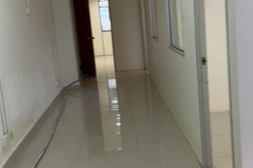 Jalan Kenari, Bandar Puchong Jaya