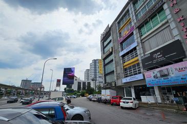 One Puchong Bussines Park