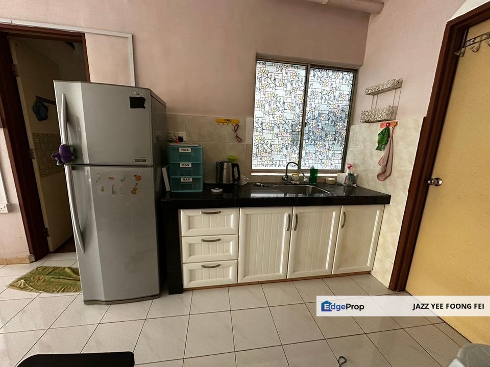 Vista Impiana【Studio Unit】@ Seri Kembangan for Sale, Selangor, Seri Kembangan