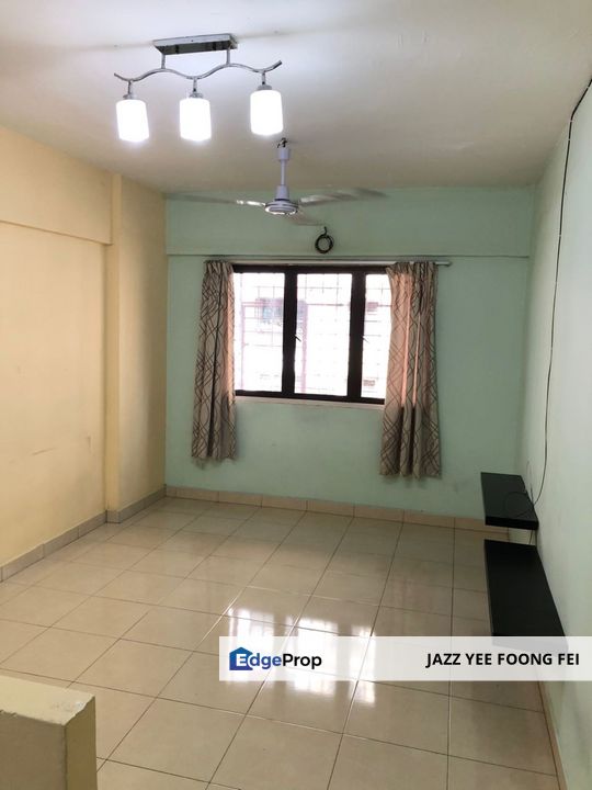 Pangsapuri Segar Ria 【Well maintain unit】for Sale, Kuala Lumpur, Cheras