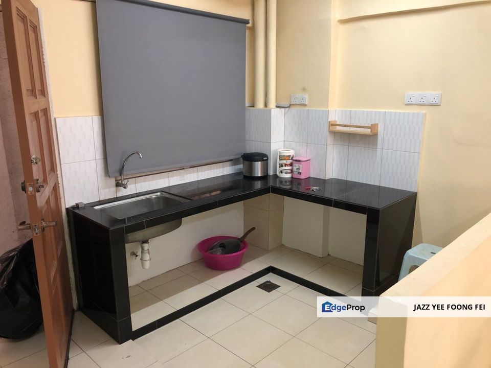 Pangsapuri Segar Ria 【Well maintain unit】for Sale, Kuala Lumpur, Cheras