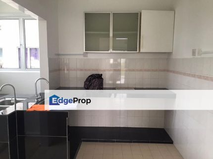 Kenanga Apartment Wawasan puchong for rent partly furnished, Selangor, Puchong