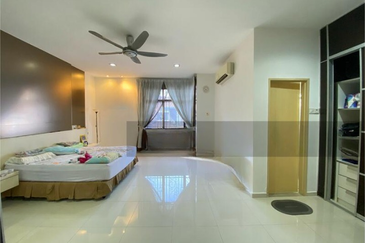 2 Storey Terrace House Bandar Puteri 11 Puchong For Sale