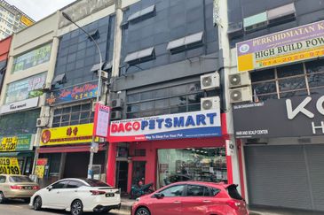 Jalan Kenari, Bandar Puchong Jaya