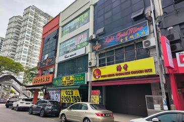 Jalan Kenari, Bandar Puchong Jaya