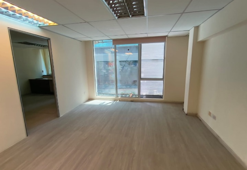 Bandar Puteri 1 Shop lot Lift office Puchong For Rent