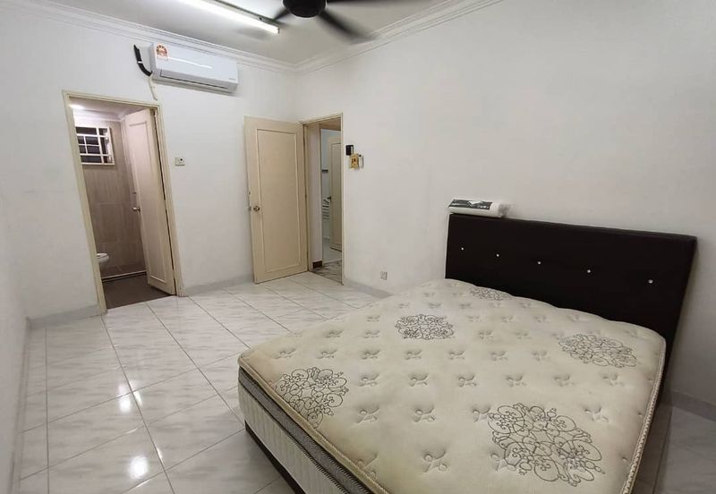 Kenanga Apartment, Puchong
