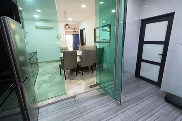 Taman Saujana Puchong