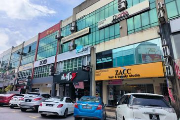 Bandar Puteri Puchong Shop Lot For Sale