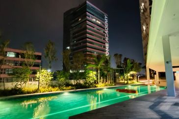 Yolo Signature Suites