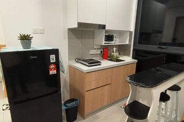 Yolo Signature Suites