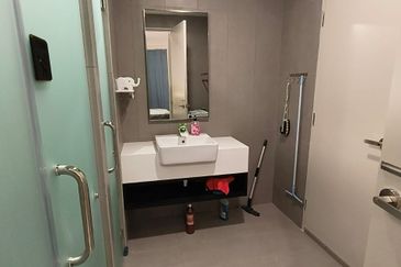 Yolo Signature Suites