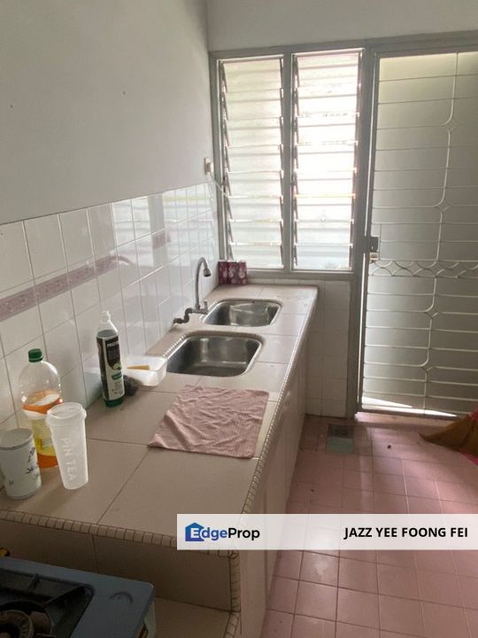 Akasia Apartments (Puchong) Unit For Sale, Selangor, Puchong