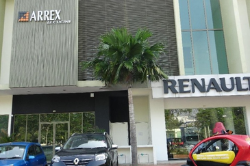 HiCom-Glenmarie Industrial Park