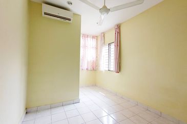 Taman Mutiara Puchong