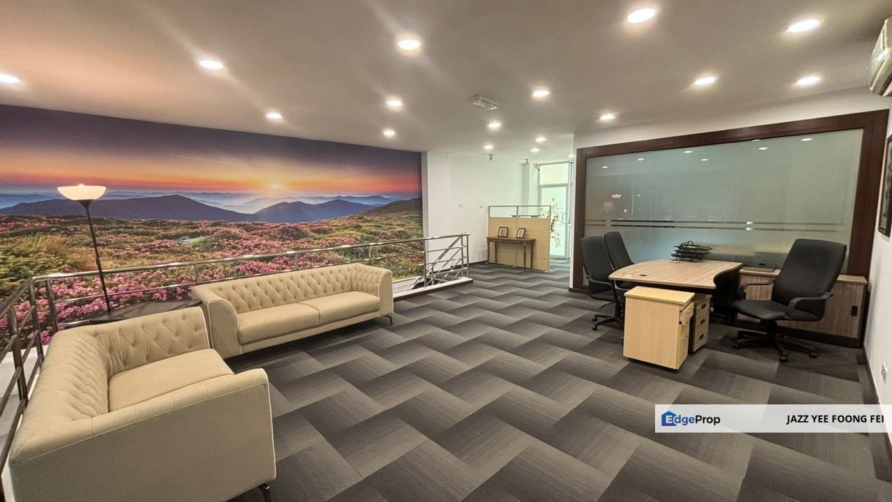 【Renovated】IOI Boulevard @ Duplex office for sale, Selangor, Puchong