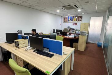 Jalan Kenari, Bandar Puchong Jaya