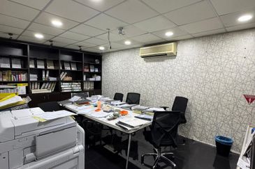 Jalan Kenari, Bandar Puchong Jaya