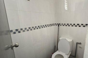 Jalan Kenari, Bandar Puchong Jaya